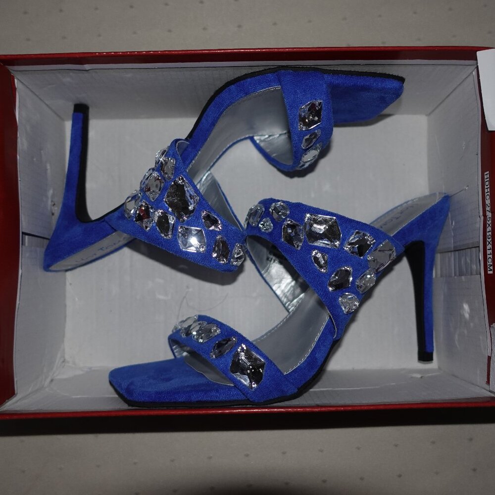 BRAND NEW HOT TOMATO WOMENS BLUE DRESS SHOES PUMPS SIZE 9M